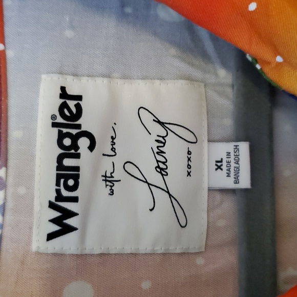 Wrangler x Lainey Wilson Rainbow Bandana Pearl Snap Western Shirt Size XL NWT'S - Picture 8 of 11